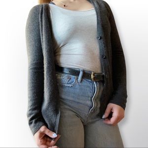 Saks Fifth Avenue grey cashmere cardigan⚠️5 for $25